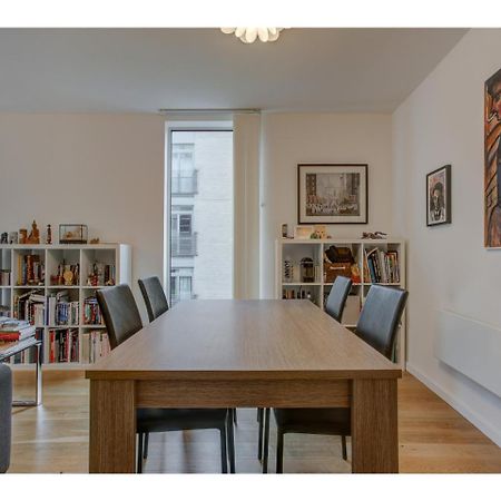 Stylish And Charming Apt For Up To 4, Manchester Apartment Екстериор снимка